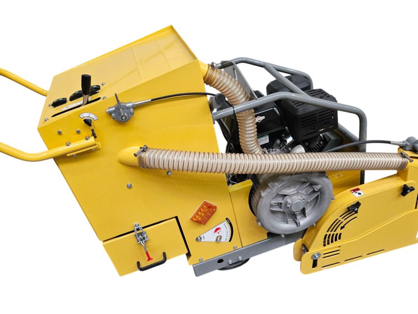 Przecinarka jezdna do betonu i asfaltu z napędem i systemem odsysania pyłu tarcza